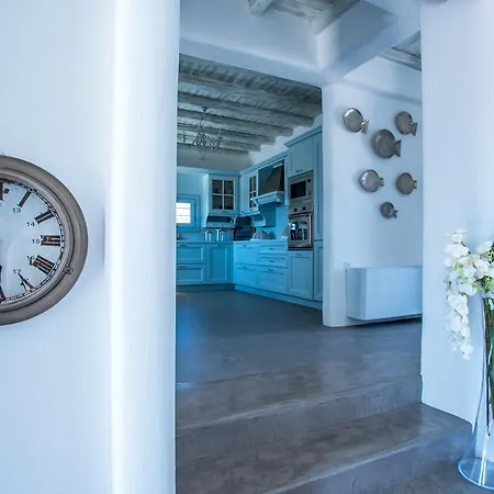 Вилла Aelia Paros Beachfront Хриси-Акти