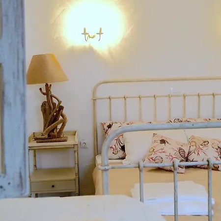 Aelia Paros Beachfront * Хриси-Акти