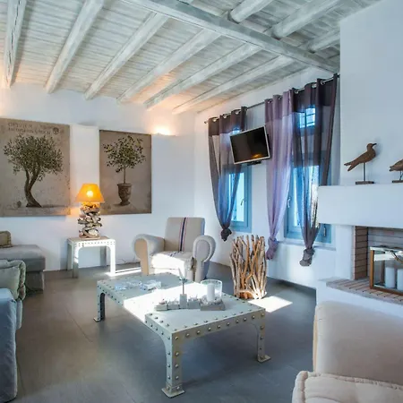 Aelia Paros Beachfront Вилла *