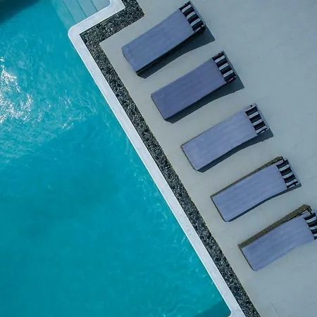 Aelia Paros Beachfront Хриси-Акти