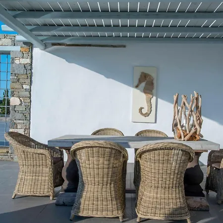 Aelia Paros Beachfront Вилла