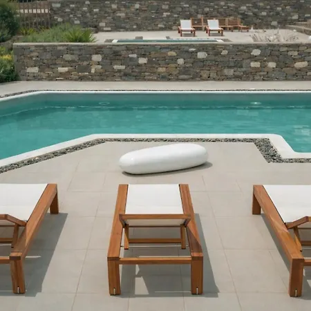 וילה Aelia Paros Beachfront חריסי אקטי