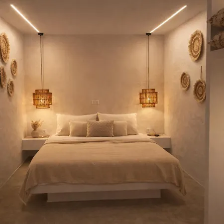 Aelia Paros Beachfront חריסי אקטי