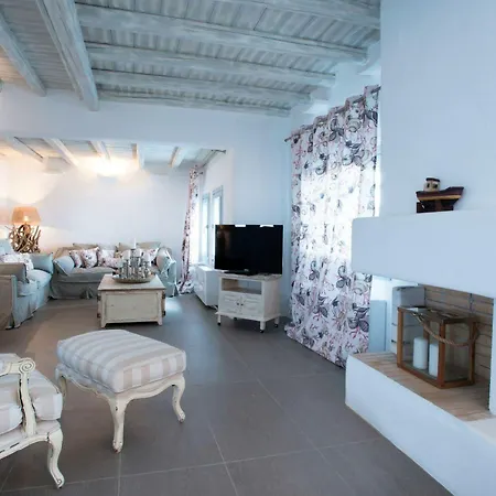 וילה Aelia Paros Beachfront חריסי אקטי