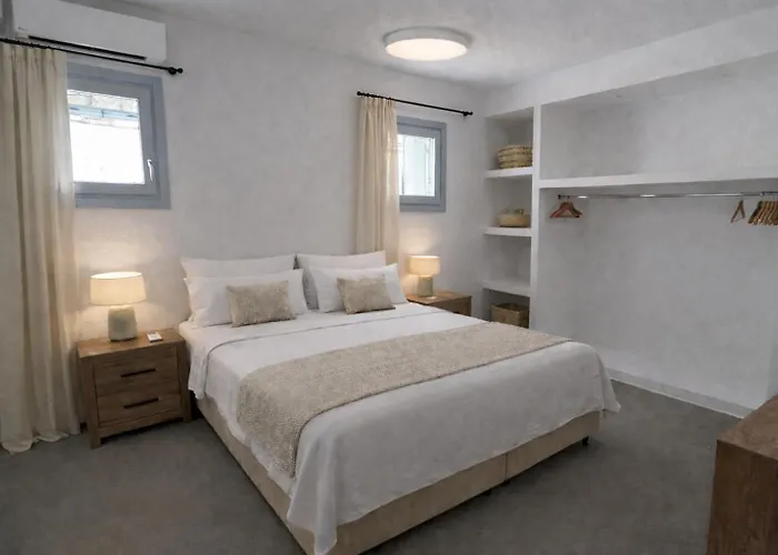 Vila Aelia Paros Beachfront